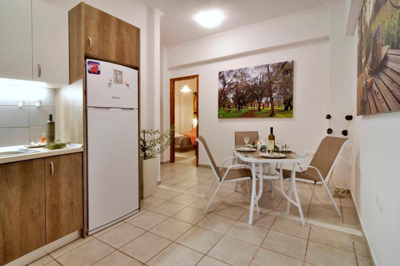 Kloudas Apartments Pótamosz Kültér fotó