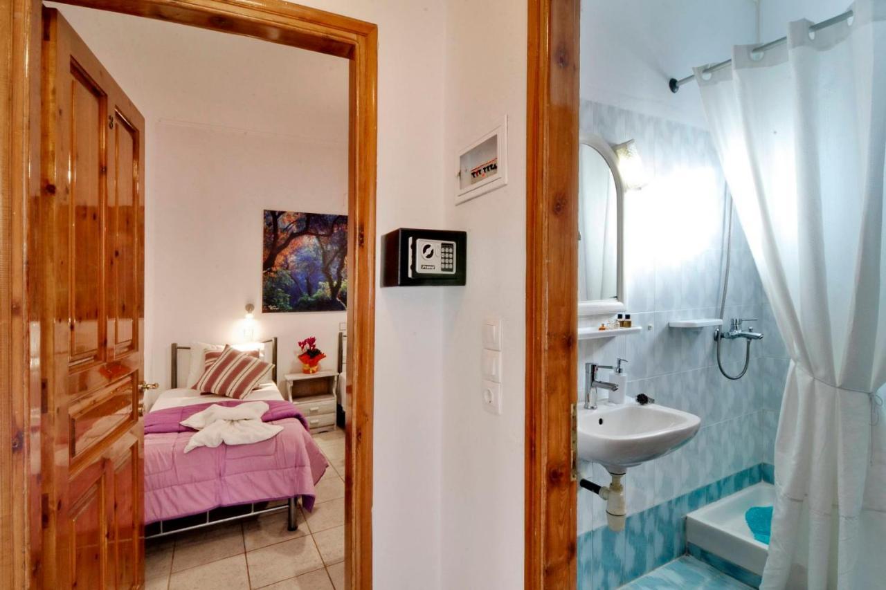 Kloudas Apartments Pótamosz Kültér fotó